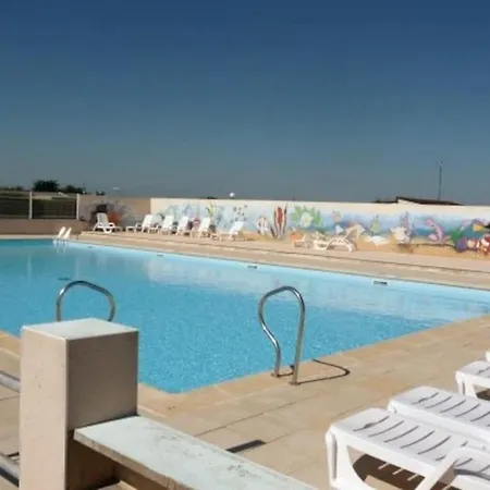 Mobile Home A 200M De La Mer Dans Camping Familial Avec Piscine, Jeux Et Activites Pornic Exterior photo