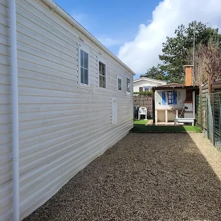 Mobile Home A 200M De La Mer Dans Camping Familial Avec Piscine, Jeux Et Activites Pornic Exterior photo