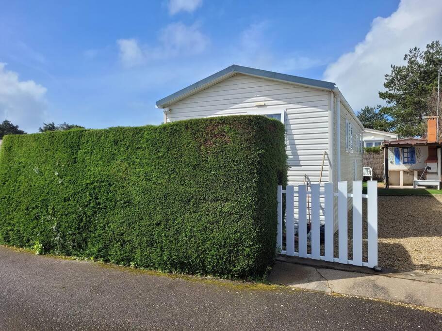 Holiday home Mobile A 200m De La Dans Familial Avec Piscine, Jeux Et Activites Pornic